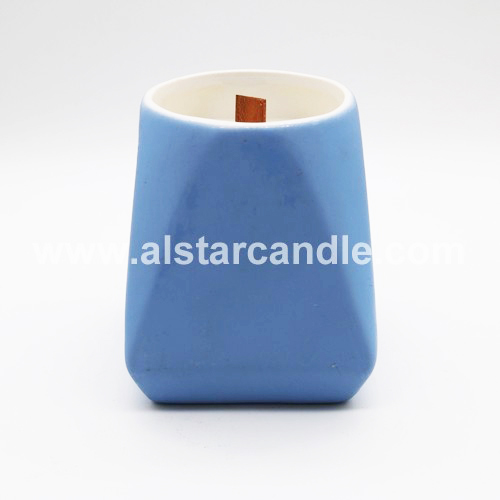 Wooden Wick Scented Soy Candle SK002