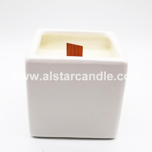 Wooden Wick Scented Soy Candle SK004